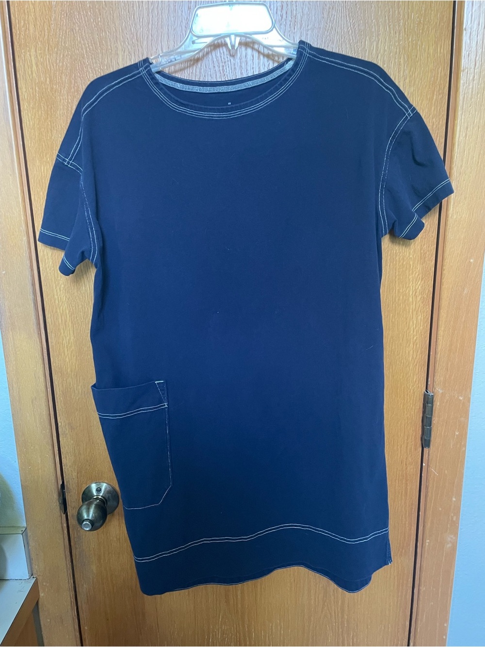 Everlane Short-Sleeve Navy Crew Neck Dress with Contrast Stitching, size XS